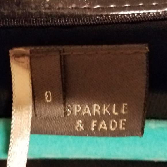 Sparkle and Fade Strapless Mini Dress with Pockets - Picture 4 of 8